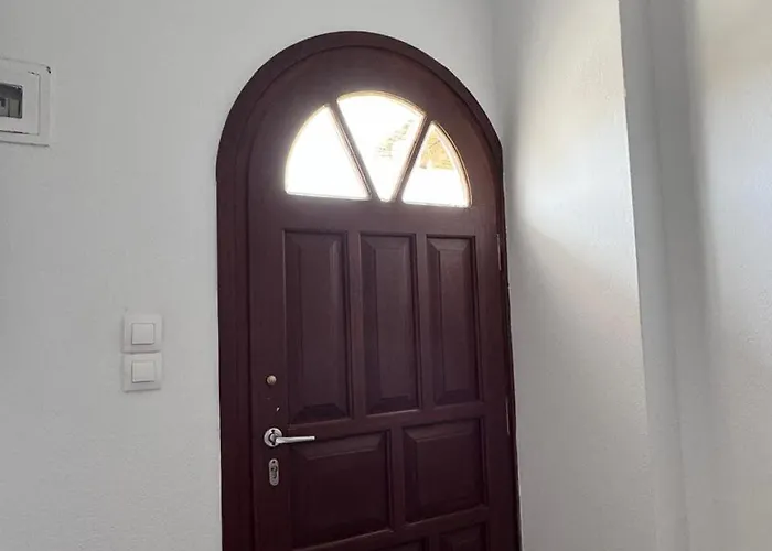 Central Naoussa * Náusza