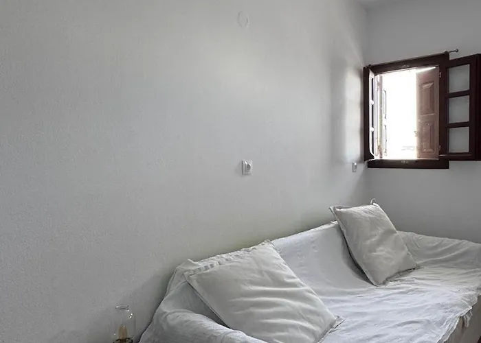 Central Naoussa * Náusza